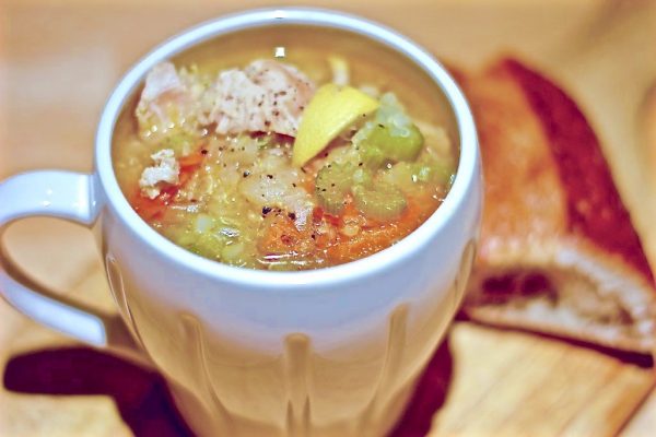 Keep Your New Year’s Resolutions: Lemon Chicken Quinoa Soup