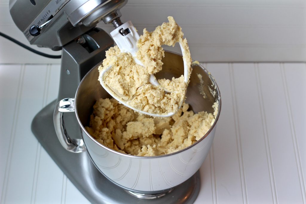 How to make pie crust in your stand mixer