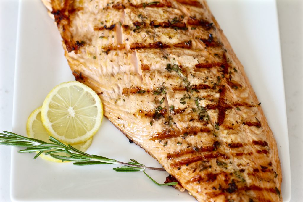 Juicy Grilled Garlic Rosemary Salmon