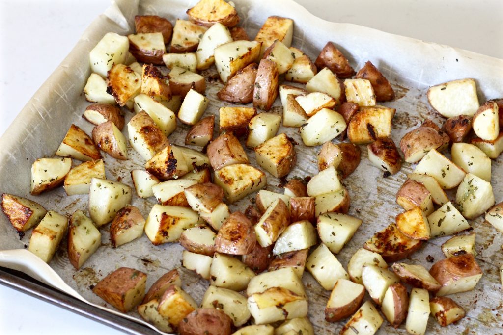 crispy garlic herb roasted potatoes